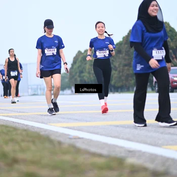 Runner Photo 7558738
