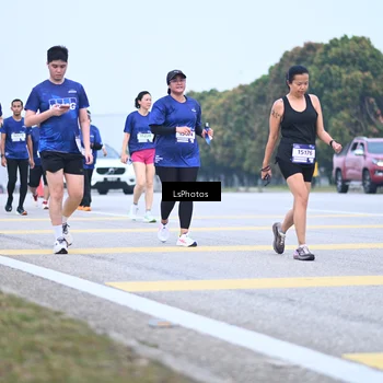 Runner Photo 7558746