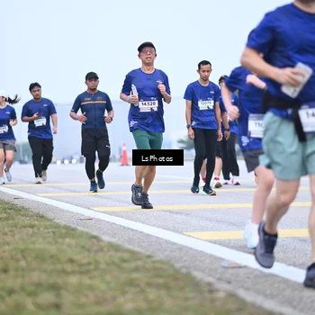 Runner Photo 7558755