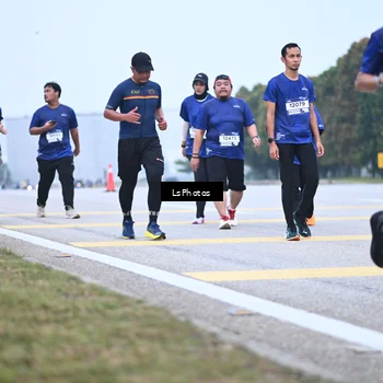 Runner Photo 7558756