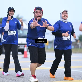 Runner Photo 7558768