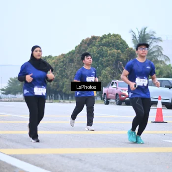 Runner Photo 7558774