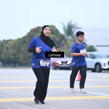 Runner Photo 7558775