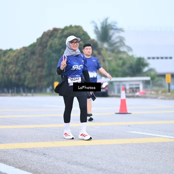 Runner Photo 7558781