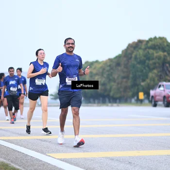 Runner Photo 7558787