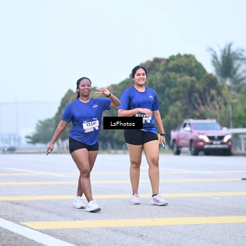 Runner Photo 7558793