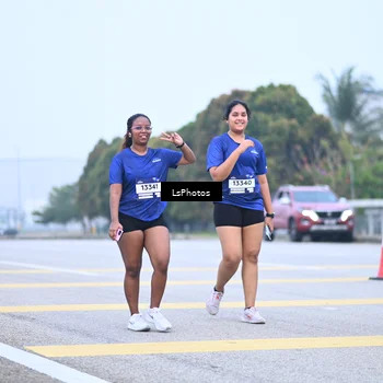 Runner Photo 7558794