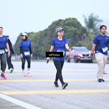Runner Photo 7558810