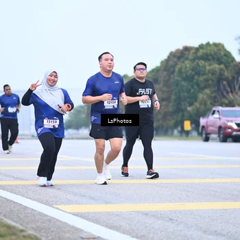 Runner Photo 7558825