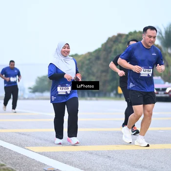 Runner Photo 7558827