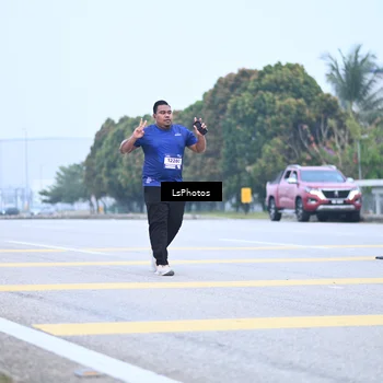 Runner Photo 7558828