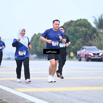 Runner Photo 7558830