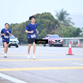 Runner Photo 7558836