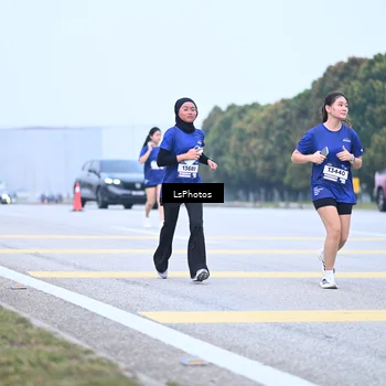 Runner Photo 7558841