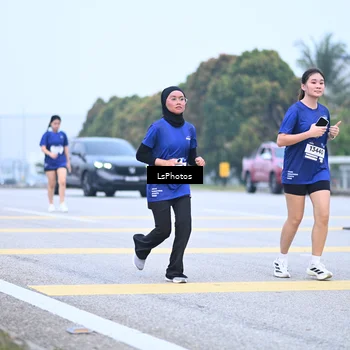Runner Photo 7558853