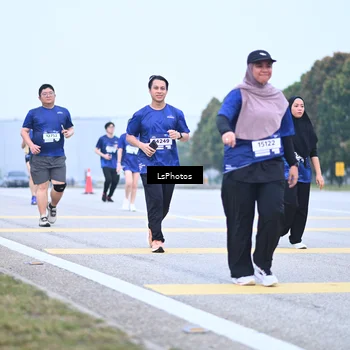 Runner Photo 7558863