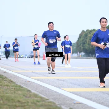 Runner Photo 7558864