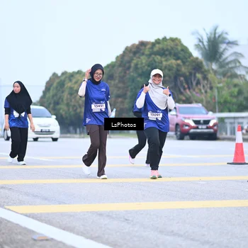 Runner Photo 7558869