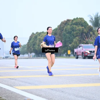 Runner Photo 7558873