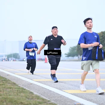 Runner Photo 7558885