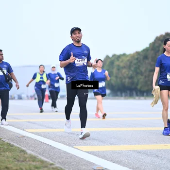 Runner Photo 7558886