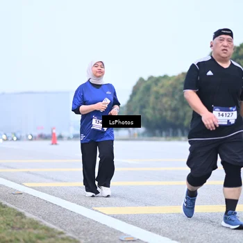 Runner Photo 7558891