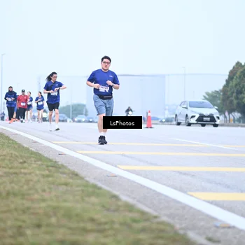 Runner Photo 7558899