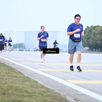 Runner Photo 7558900