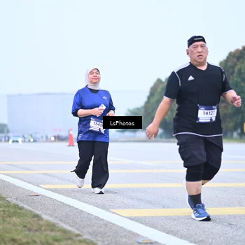 Runner Photo 7558902