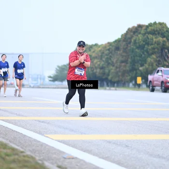 Runner Photo 7558909