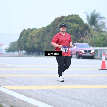Runner Photo 7558912