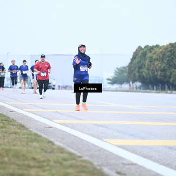Runner Photo 7558915