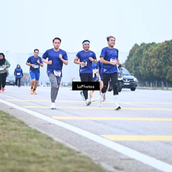 Runner Photo 7558920