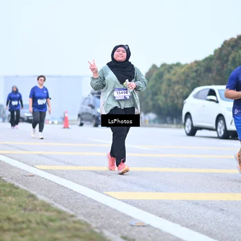 Runner Photo 7558933