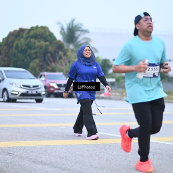 Runner Photo 7558942