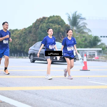 Runner Photo 7558945