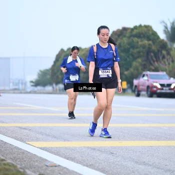 Runner Photo 7558950