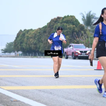 Runner Photo 7558953