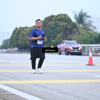 Runner Photo 7558962