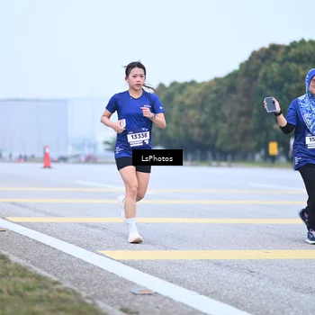 Runner Photo 7558971