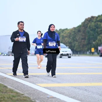 Runner Photo 7558979