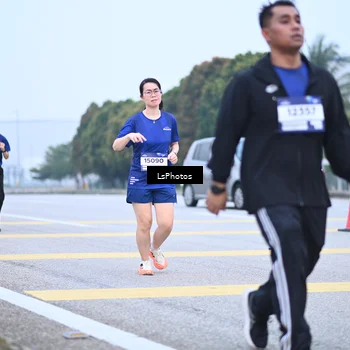 Runner Photo 7558983