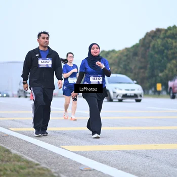 Runner Photo 7558988