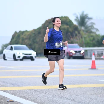 Runner Photo 7558990