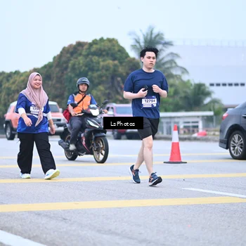 Runner Photo 7558994