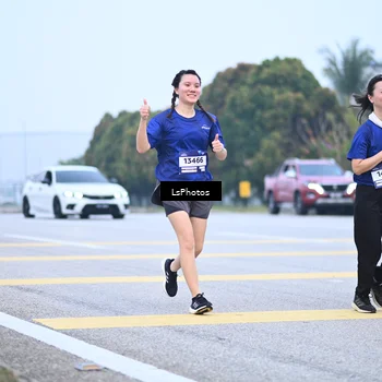 Runner Photo 7558996