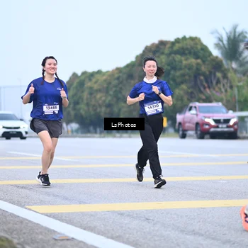 Runner Photo 7558997