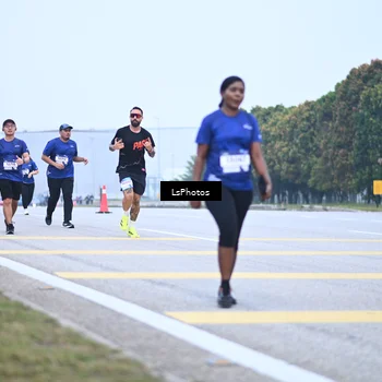 Runner Photo 7559020