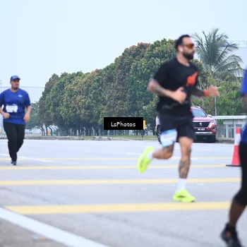 Runner Photo 7559031