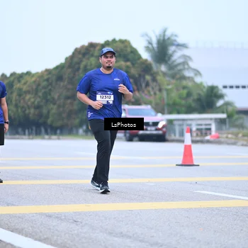Runner Photo 7559036